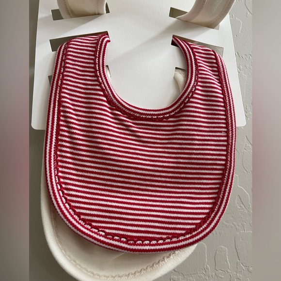 Starting Out Festive Christmas Tree Bib Set - Cream and Red - Picture 2 of 6